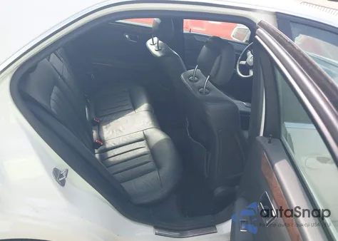 2012 Mercedes-Benz E 350 z USA, uszkodzony, nr VIN WDDHF5KB9CA559046